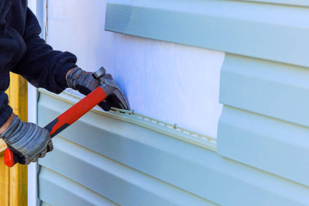 Reliable Siding Repair contractor in Reedville, VA by Creative Siding